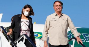 Veja Michelle Bolsonaro e Jair