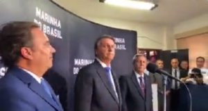 Bolsonaro em coletiva