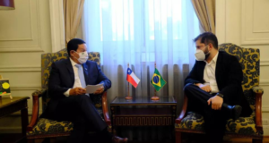 Boric e Mourão