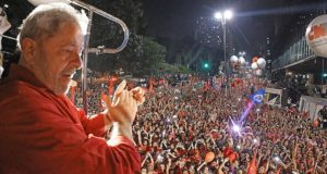 Lula vai anunciar candidatura em grande evento em São Paulo