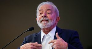 Lula confirma presença em primeiro debate presidencial