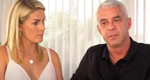 Ana Hickmann e Alexandre Correa com expressões sérias, lado a lado