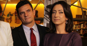 Sergio Moro e Rosângela Moro posando para foto lado a lado, sem sorrir