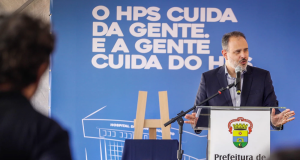 Vice-prefeito é apresentador na produtora; instituto de empresário ligado à BP tem atuado na cidade e recebido doações