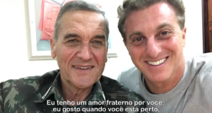 General Villas Bôas e Luciano Huck sorrindo